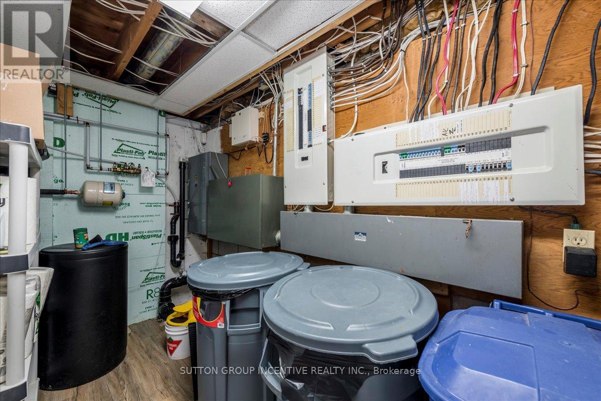 381-387 Mapleview Drive W, Barrie (Holly), Ontario  L4N 9G4 - Photo 26 - S12146182