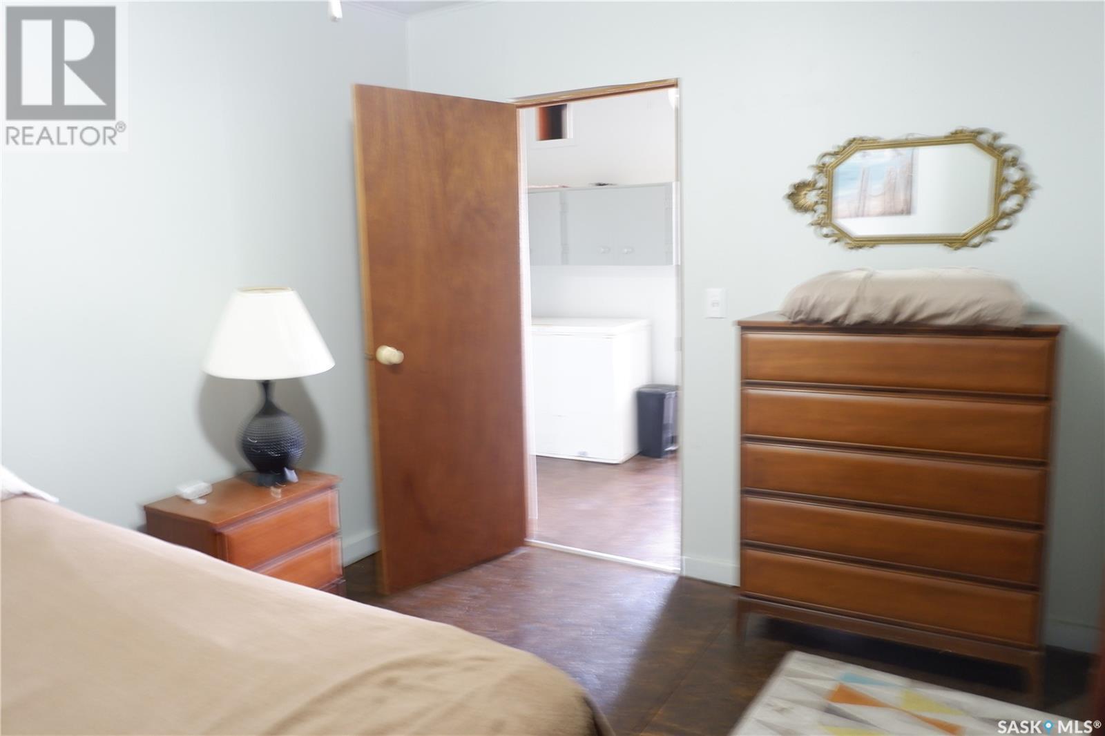 11 B Avenue, Willow Bunch, Saskatchewan  S0H 4K0 - Photo 16 - SK005663