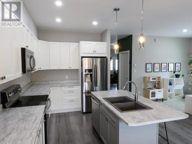 Property at 54 CAPRICE COURT image 4