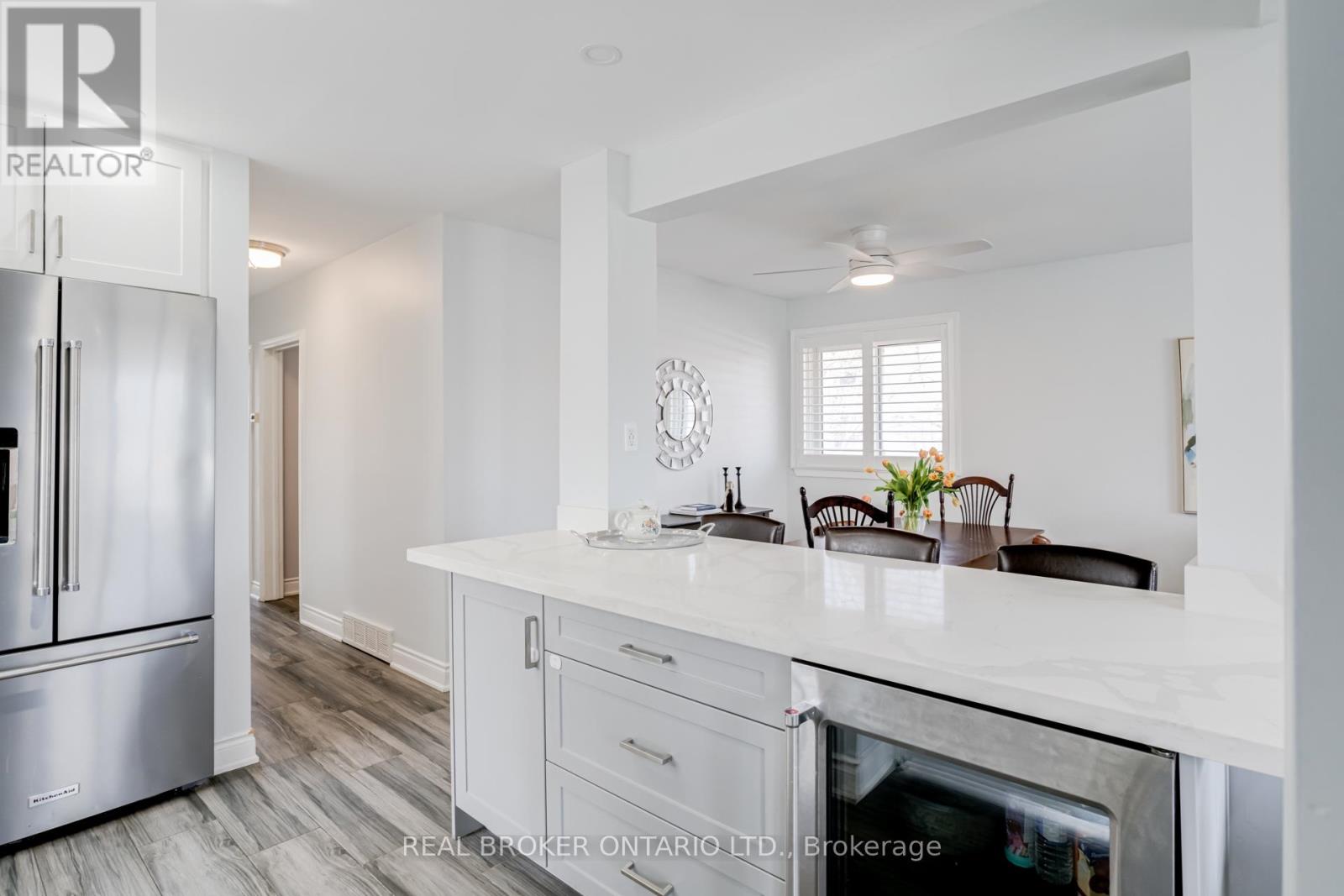 50 Epsom Downs Drive, Brampton, Ontario  L6T 1Y8 - Photo 8 - W12146167