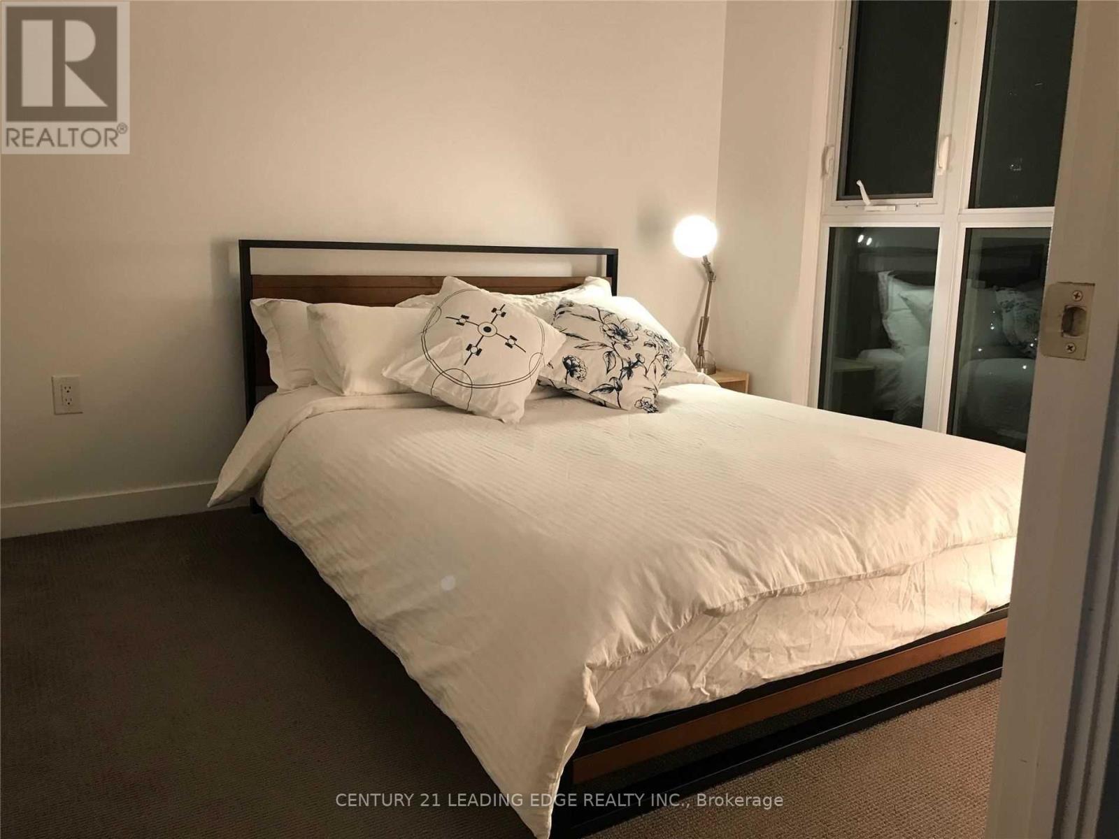 1506 - 75 Queens Wharf Road, Toronto, Ontario  M5V 0J8 - Photo 19 - C12144870