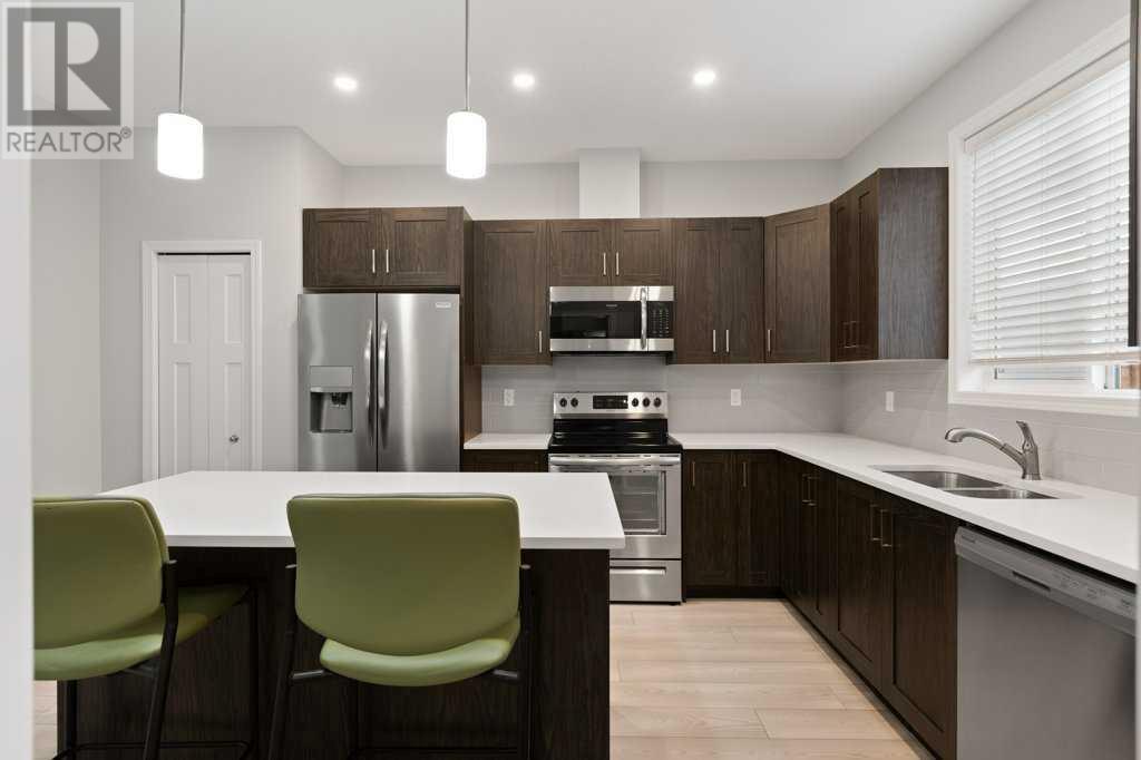 120 South Point Court Sw, Airdrie, Alberta  T4B 4J8 - Photo 9 - A2220211