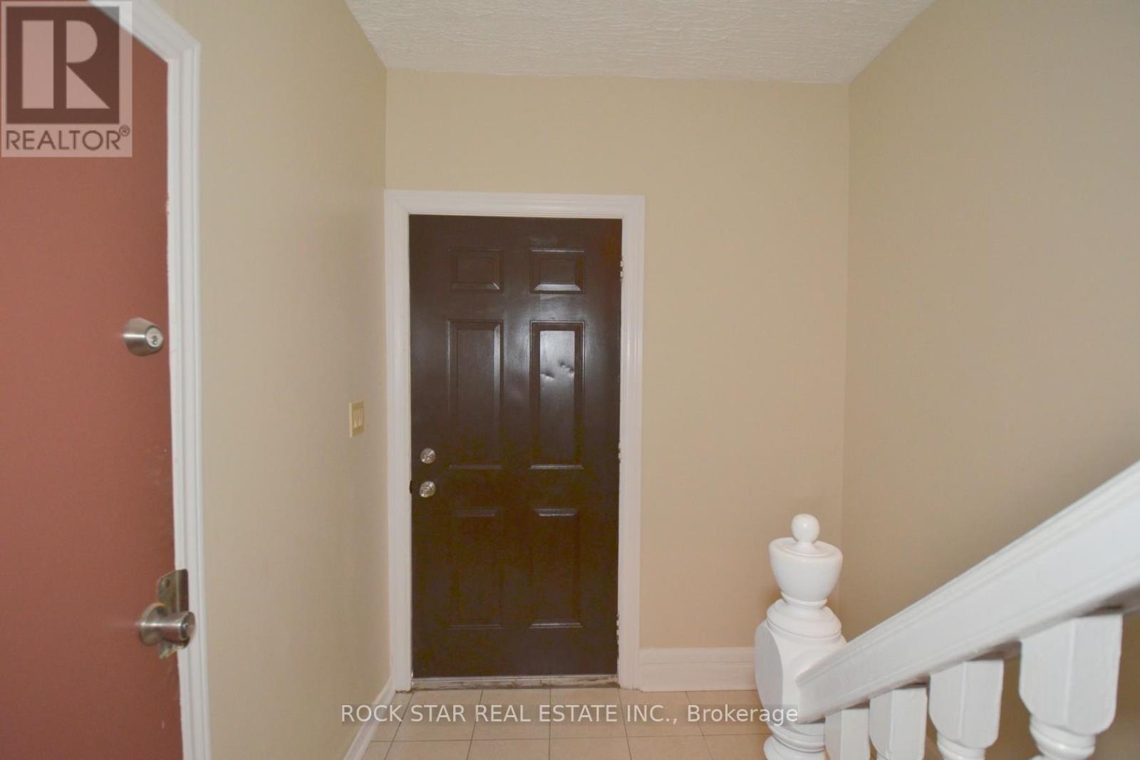 58 Erie Avenue, Hamilton, Ontario  L8N 2W6 - Photo 20 - X12146181