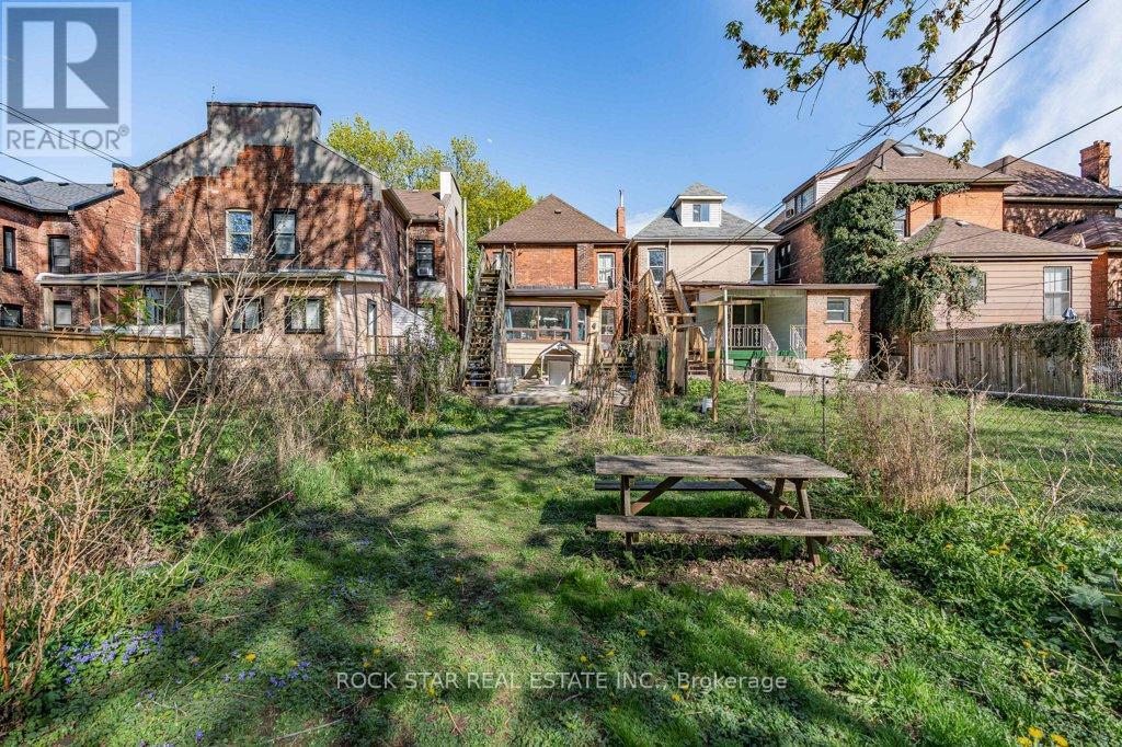 58 Erie Avenue, Hamilton (Stinson), Ontario  L8N 2W6 - Photo 46 - X12146181