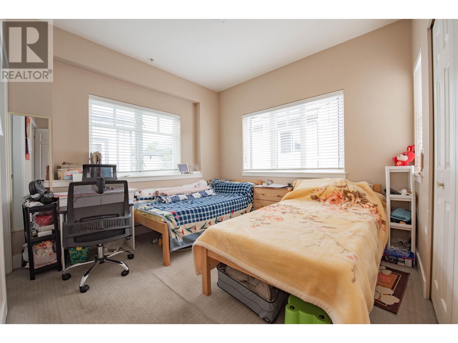 Property at 207 2263 TRIUMPH STREET image 5