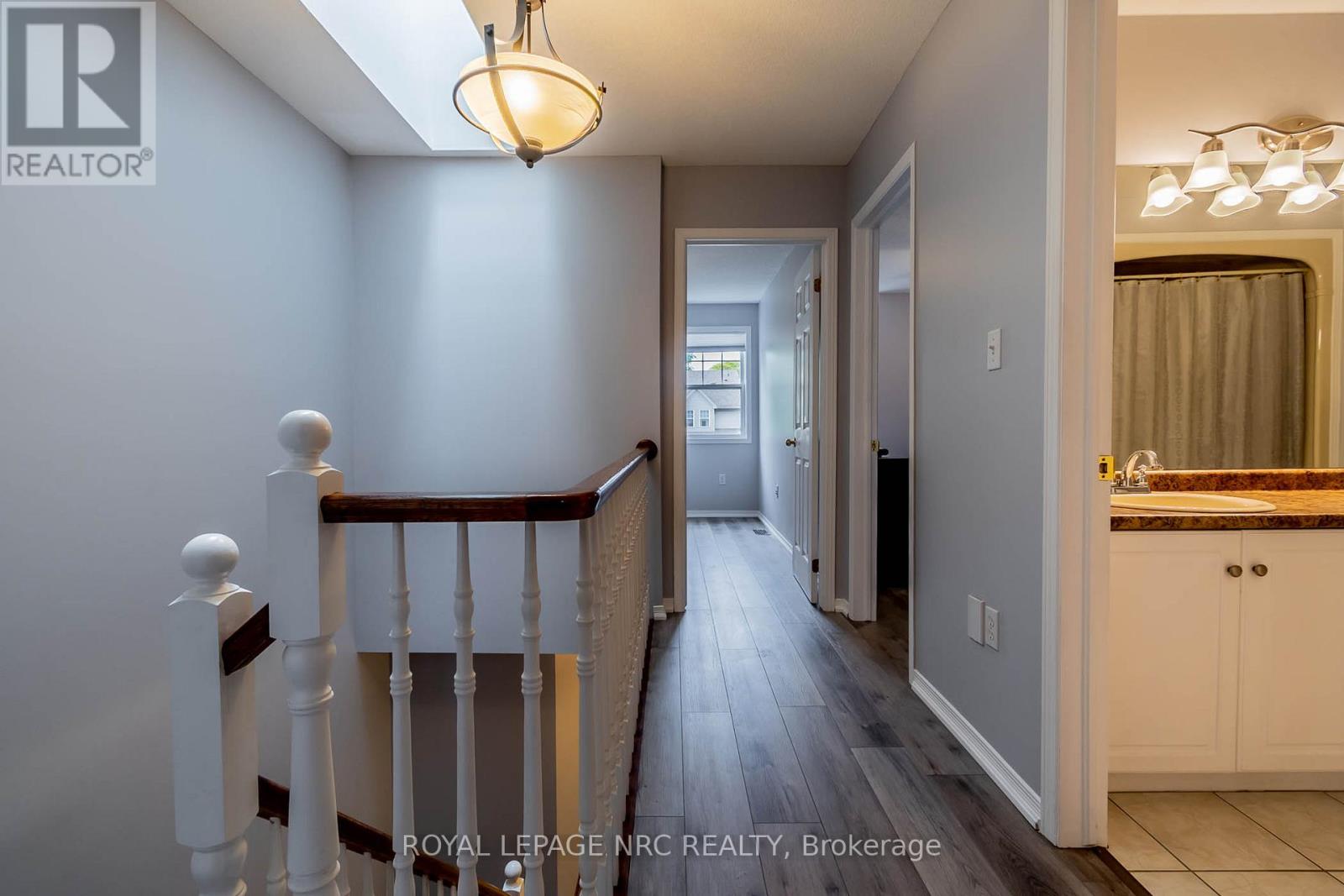 28 - 5070 Drummond Road, Niagara Falls, Ontario  L2E 6E4 - Photo 37 - X12146184