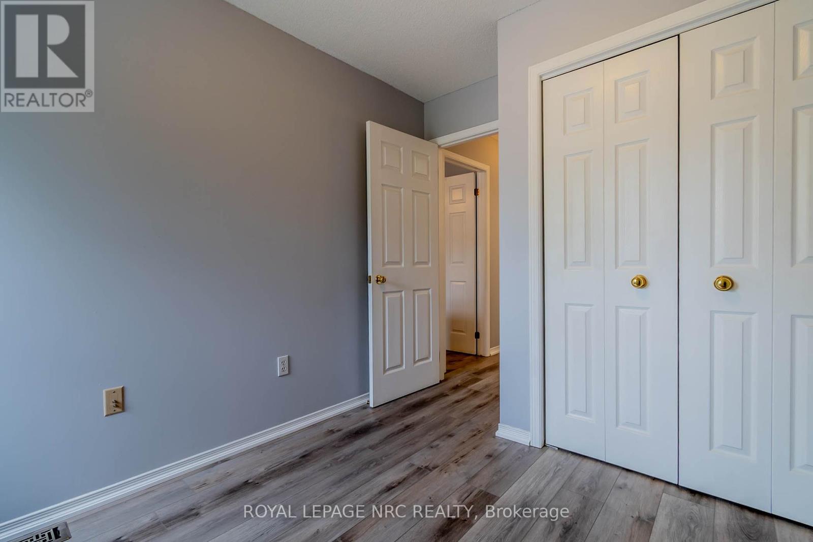 28 - 5070 Drummond Road, Niagara Falls, Ontario  L2E 6E4 - Photo 42 - X12146184