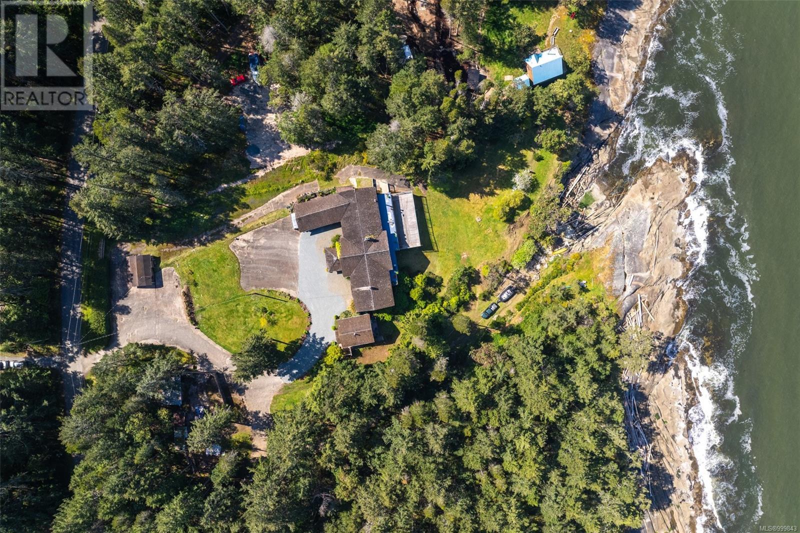 474 Sticks Allison Rd, Galiano Island, British Columbia  V0N 1P0 - Photo 11 - 999843