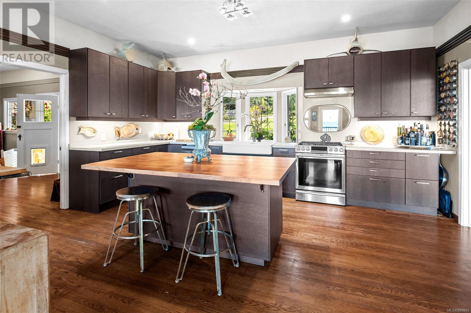 474 Sticks Allison Rd, Galiano Island, British Columbia  V0N 1P0 - Photo 24 - 999843