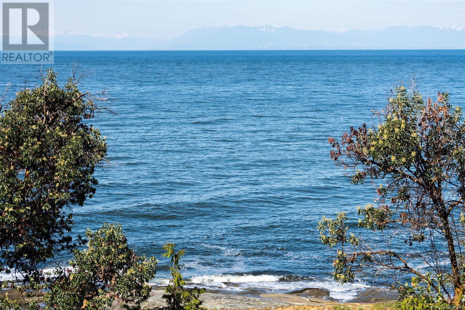 474 Sticks Allison Rd, Galiano Island, British Columbia  V0N 1P0 - Photo 54 - 999843