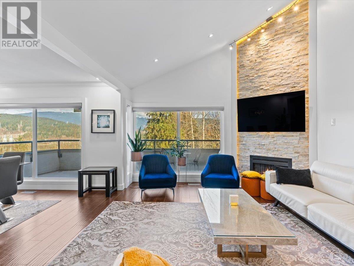 Property at 62 SHORELINE CIRCLE image 3