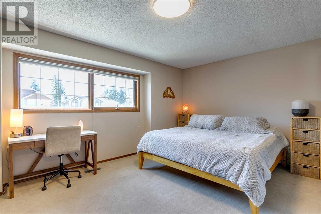 28 Scenic Hill Close Nw, Calgary, Alberta  T3L 1P1 - Photo 16 - A2218935