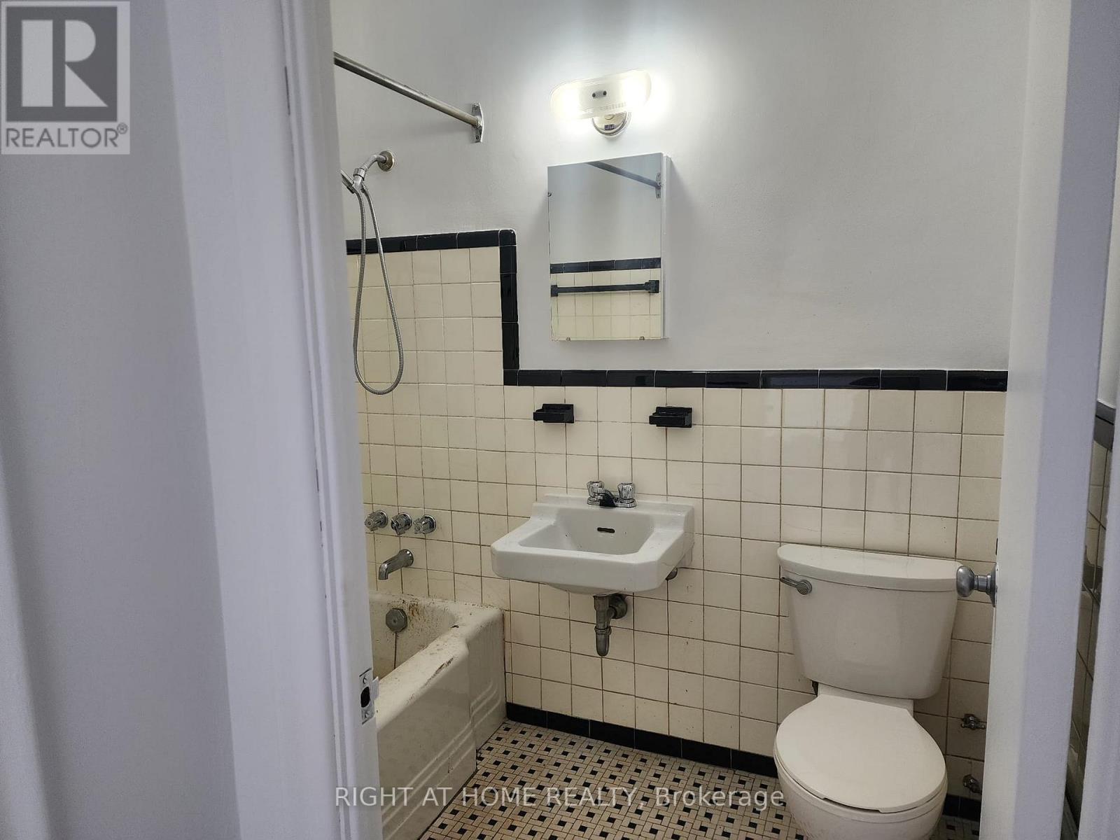 311 - 660 Eglinton Avenue W, Toronto (Forest Hill North), Ontario  M5N 1C3 - Photo 10 - C12146186