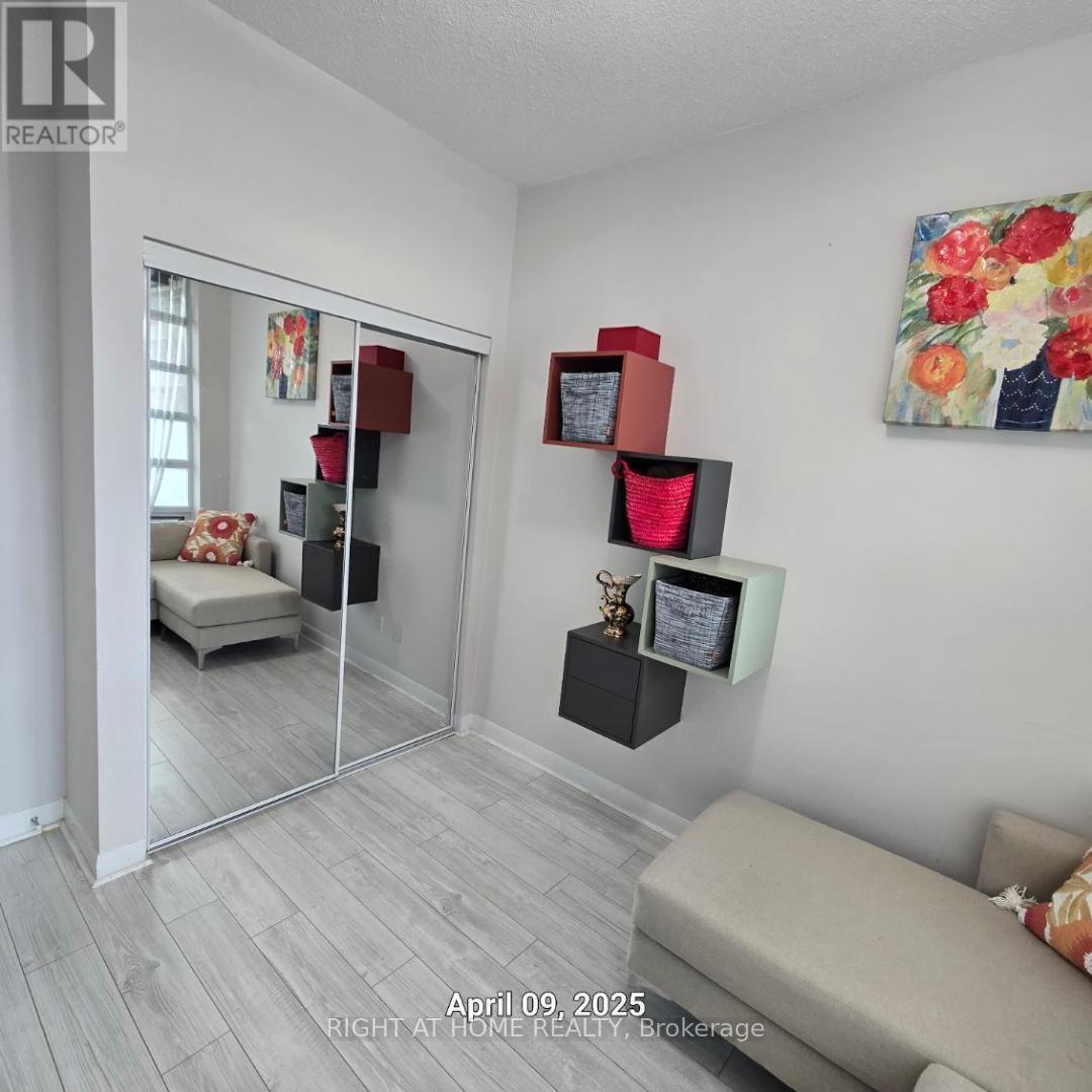 101 - 215 Sherway Gardens Road, Toronto, Ontario  M9C 0A4 - Photo 14 - W12076501