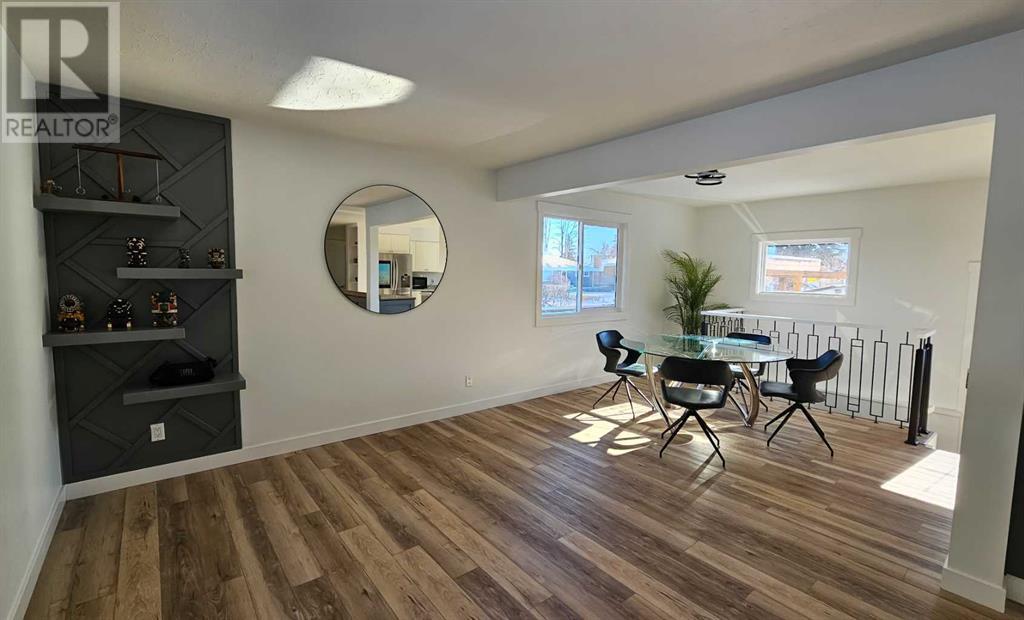 Property at 4703 26 Avenue SW image 4