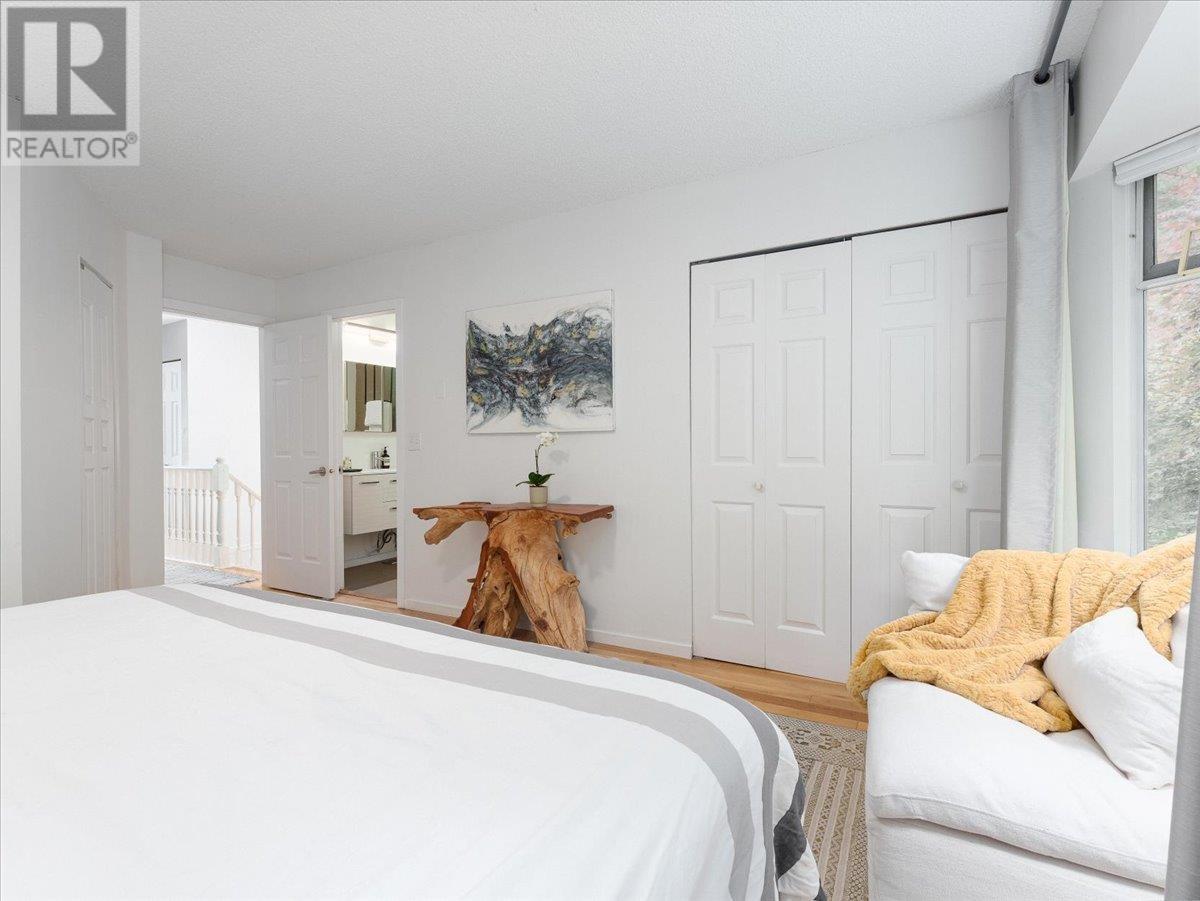 8871 Robins Court, Burnaby, British Columbia  V5A 4K8 - Photo 15 - R3002466