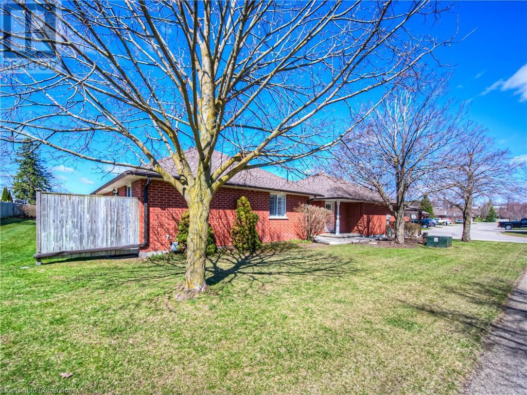 Property at 10 ISHERWOOD Avenue Unit# 53 image 3