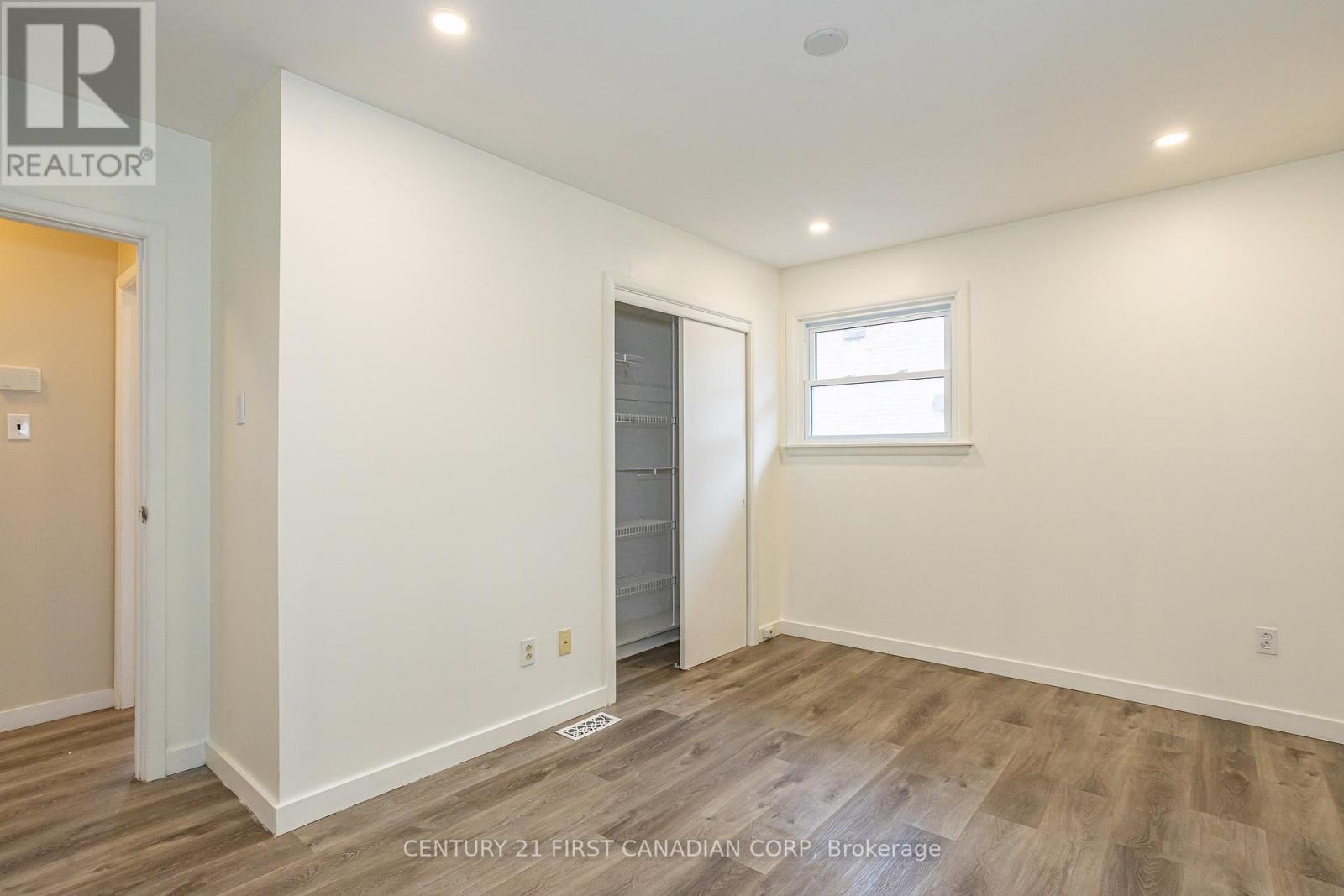 146 Burnside Drive, London East, Ontario  N5V 1B6 - Photo 19 - X12146225