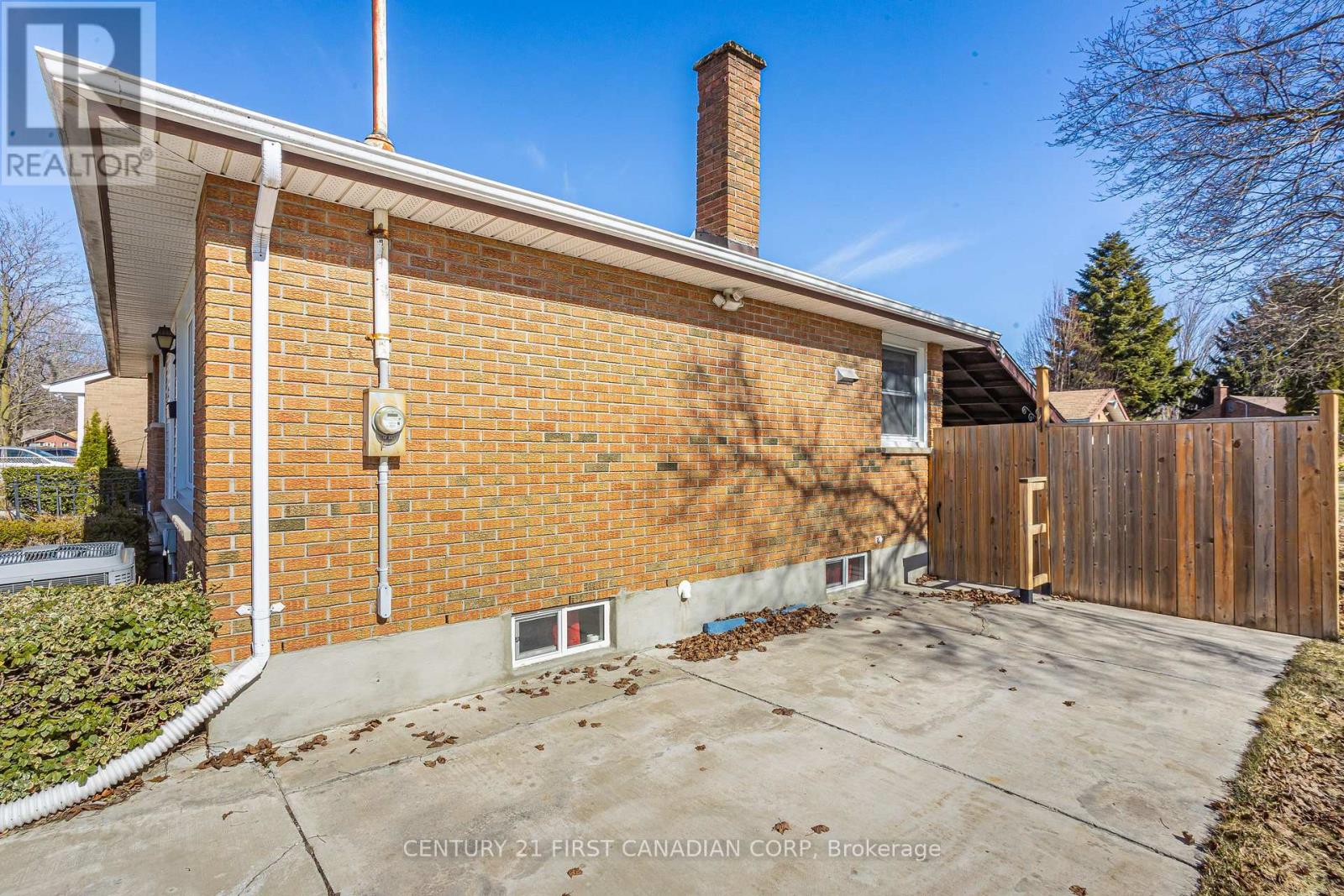 Photo 33 of 40 for 146 Burnside Drive