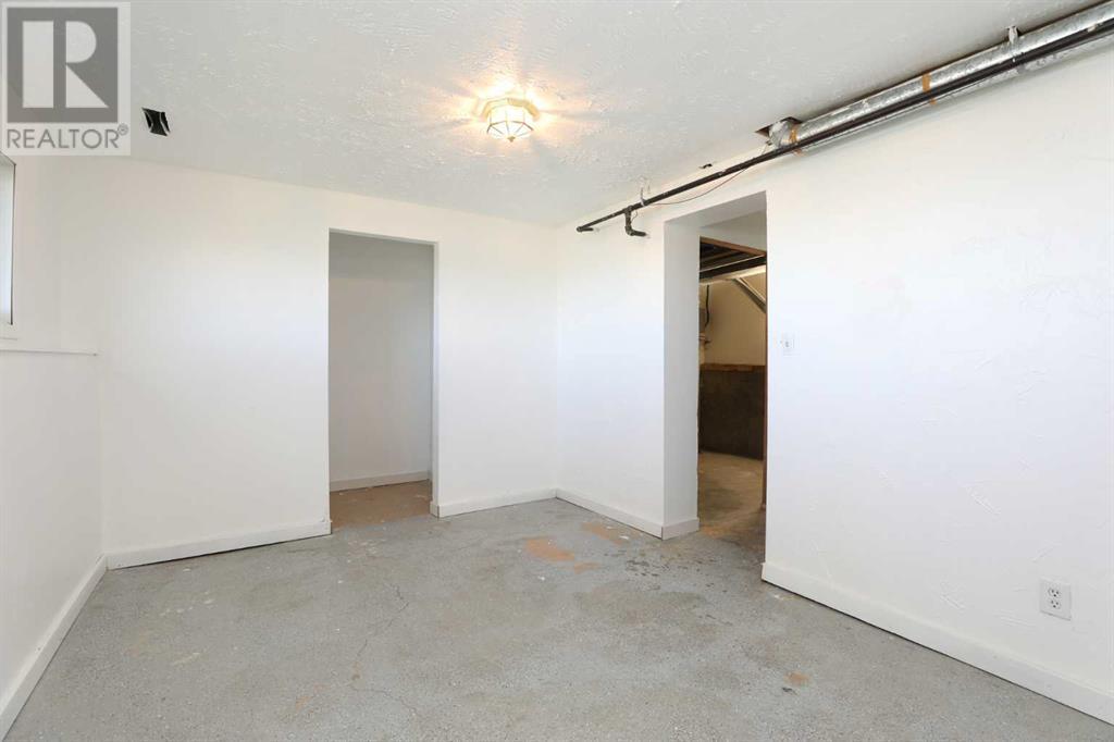 214 Mcewan Street, Granum, Alberta  T0L 1A0 - Photo 30 - A2220044