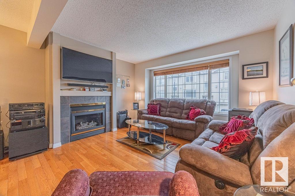 Property at 17616 96 AV NW image 3