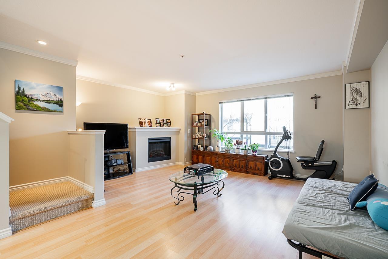 Property at 74 6747 203 STREET image 4