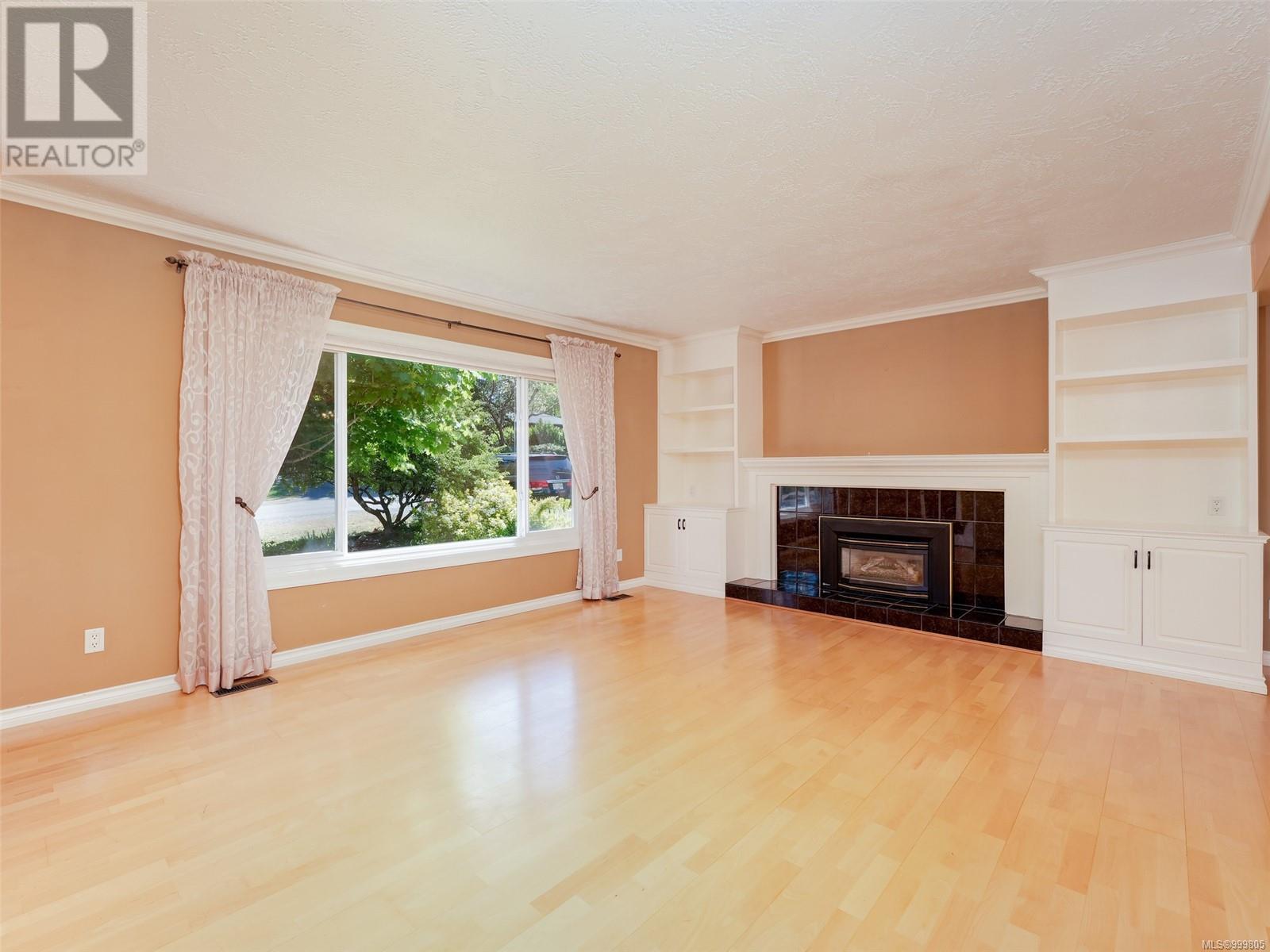 Property at 3286 Galloway Rd image 2