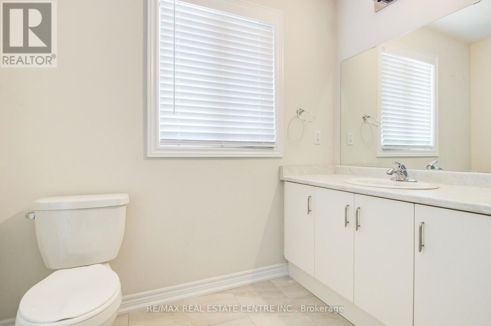 1 Mockingbird Lane, Hamilton, Ontario  L8E 0K7 - Photo 24 - X12146223