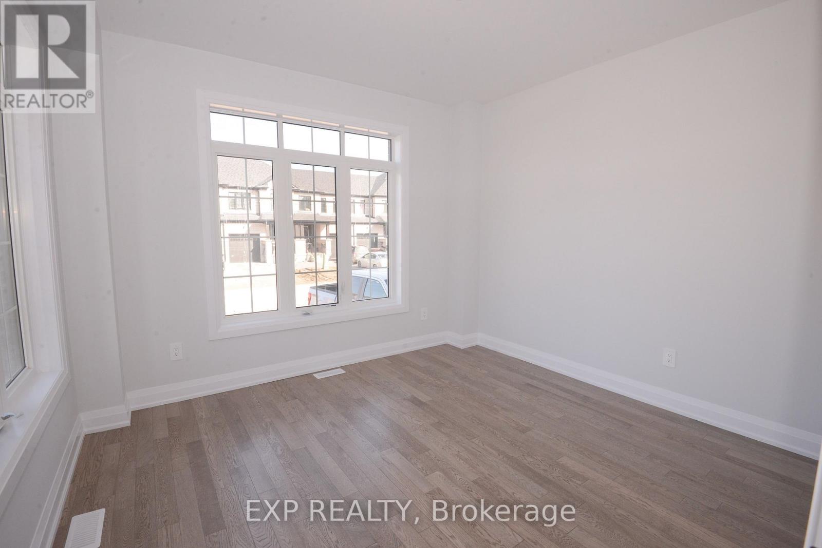 1 Corley Street, Kawartha Lakes, Ontario  K9V 6C2 - Photo 19 - X12146228