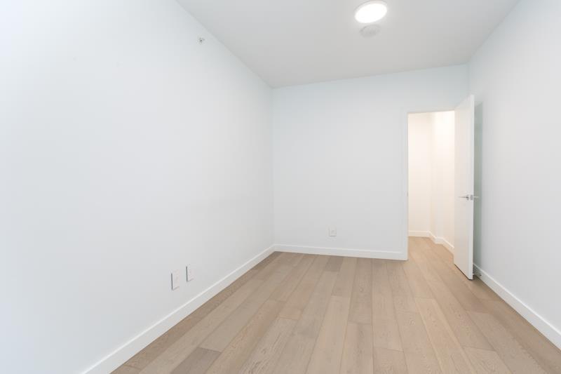 201 15165 Thrift Avenue, White Rock, British Columbia  V4B 0C1 - Photo 17 - R3002591