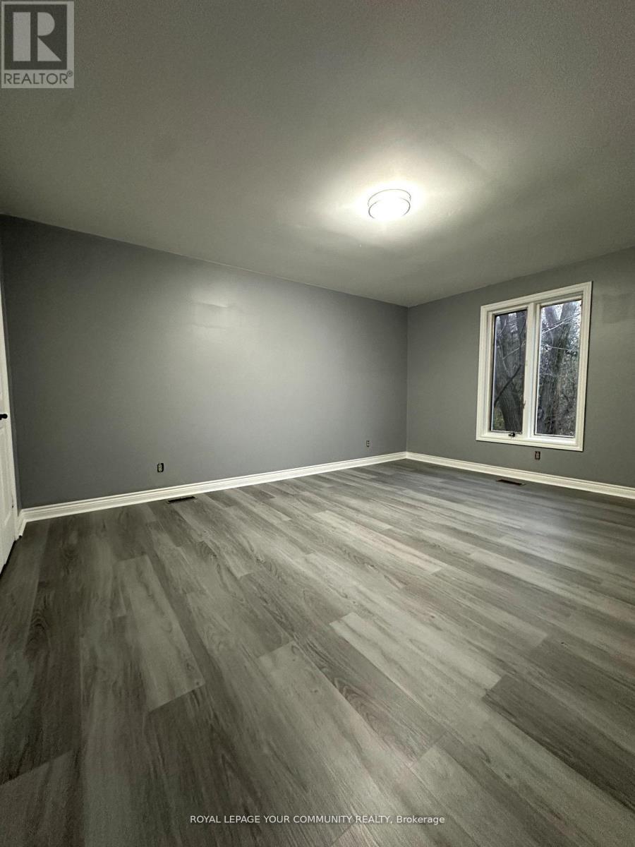 136 Arnold Crescent, Richmond Hill, Ontario  L4C 3R8 - Photo 14 - N12146087