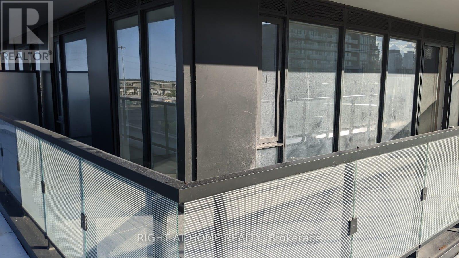 S604 - 180 Mill Street, Toronto, Ontario  M5A 0V7 - Photo 6 - C12146242