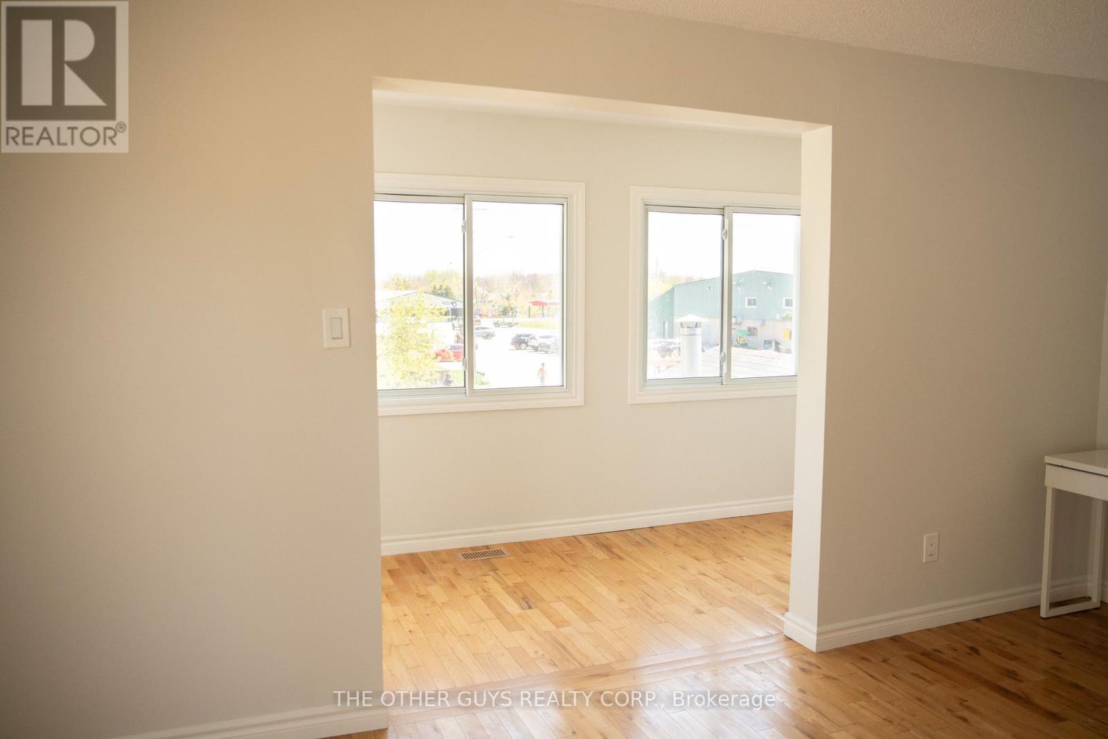 Upper - 244 Barrie Street, Essa, Ontario  L0L 2N0 - Photo 11 - N12146243