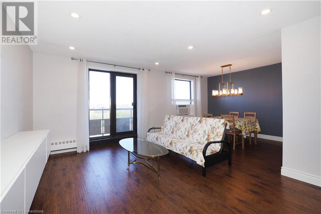 1100 Courtland Avenue E Unit# 809, Kitchener, Ontario  N2C 2H9 - Photo 8 - 40725123