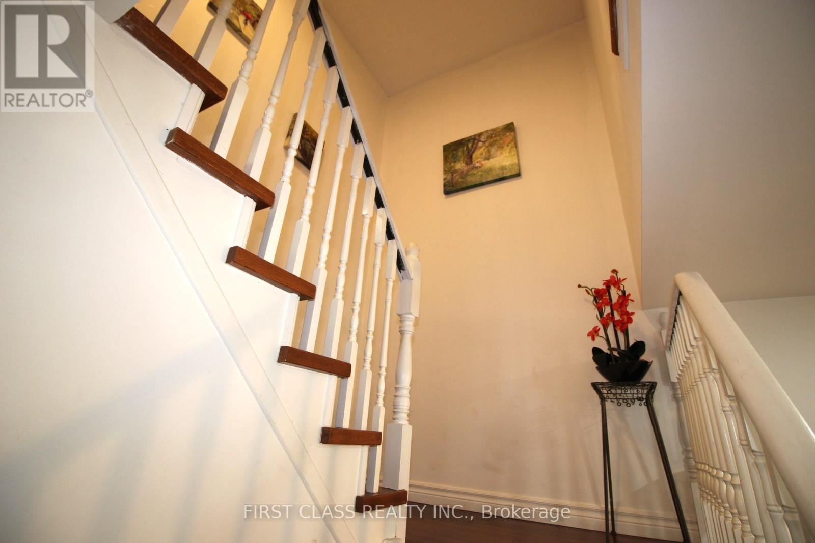 23 Cheeseman Drive, Markham, Ontario  L3R 3G3 - Photo 10 - N12132310