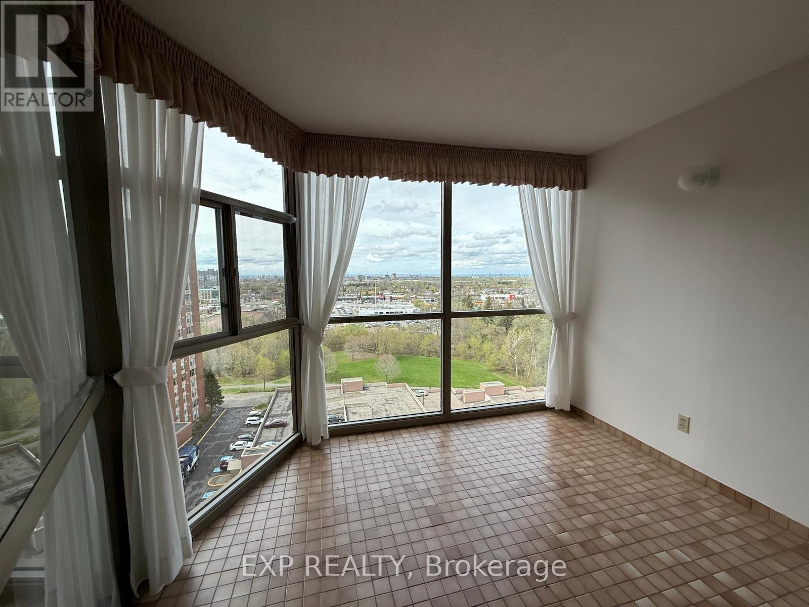 1501 - 2760 Carousel Crescent, Ottawa, Ontario  K1T 2N4 - Photo 13 - X12143342