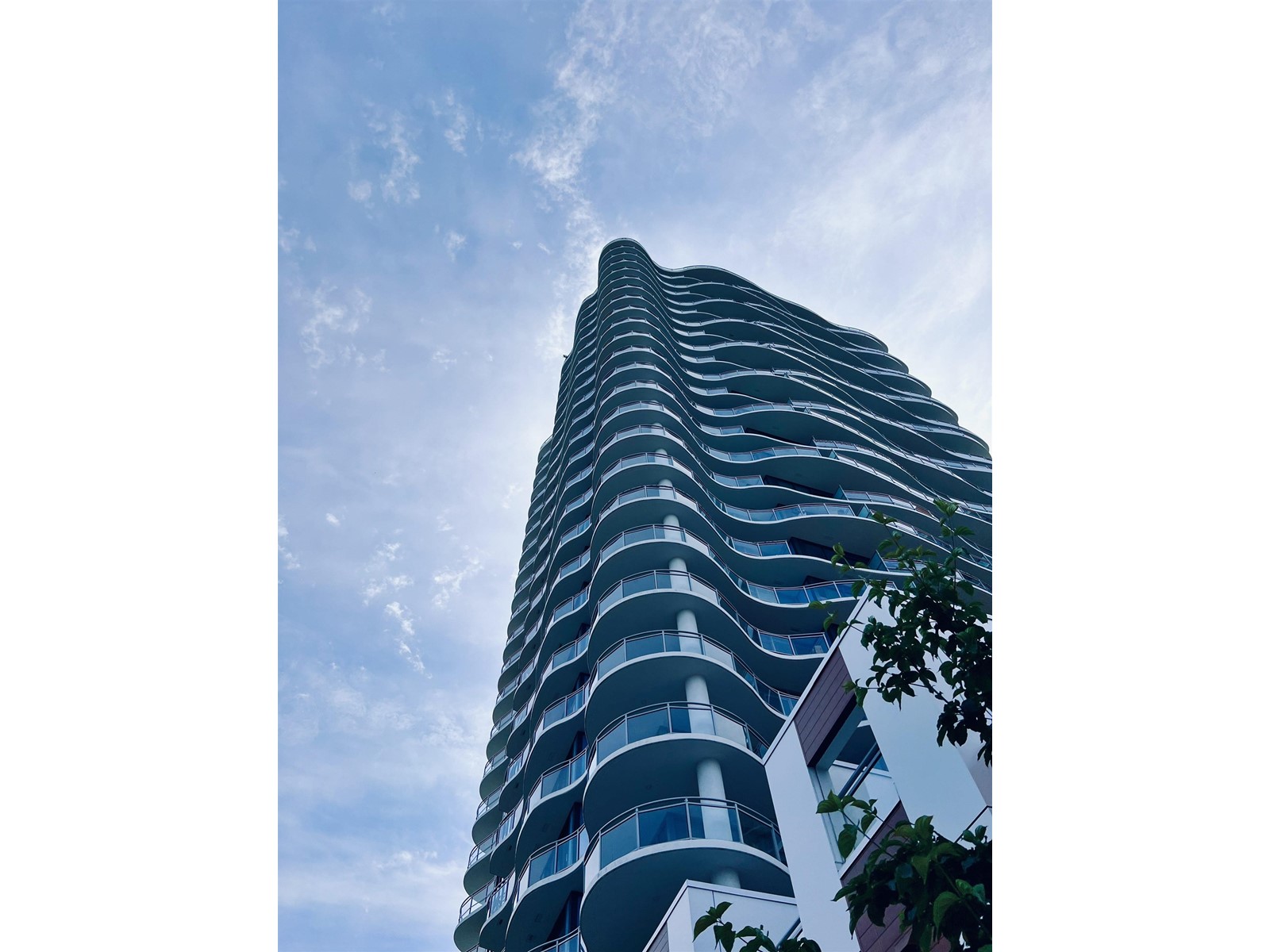 1609 13318 104 Avenue, Surrey, British Columbia  V3T 0R2 - Photo 4 - R2955014