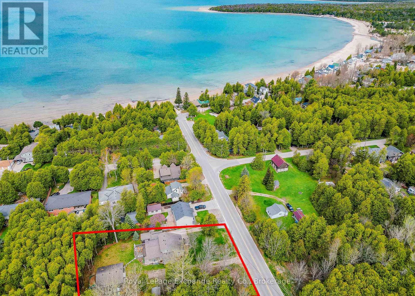Property at 3203 BRUCE ROAD 15 ROAD image 2
