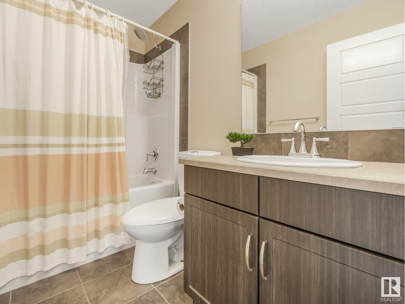 1515 36 Avenue Nw, Edmonton, Alberta  T6T 0M4 - Photo 33 - E4436265