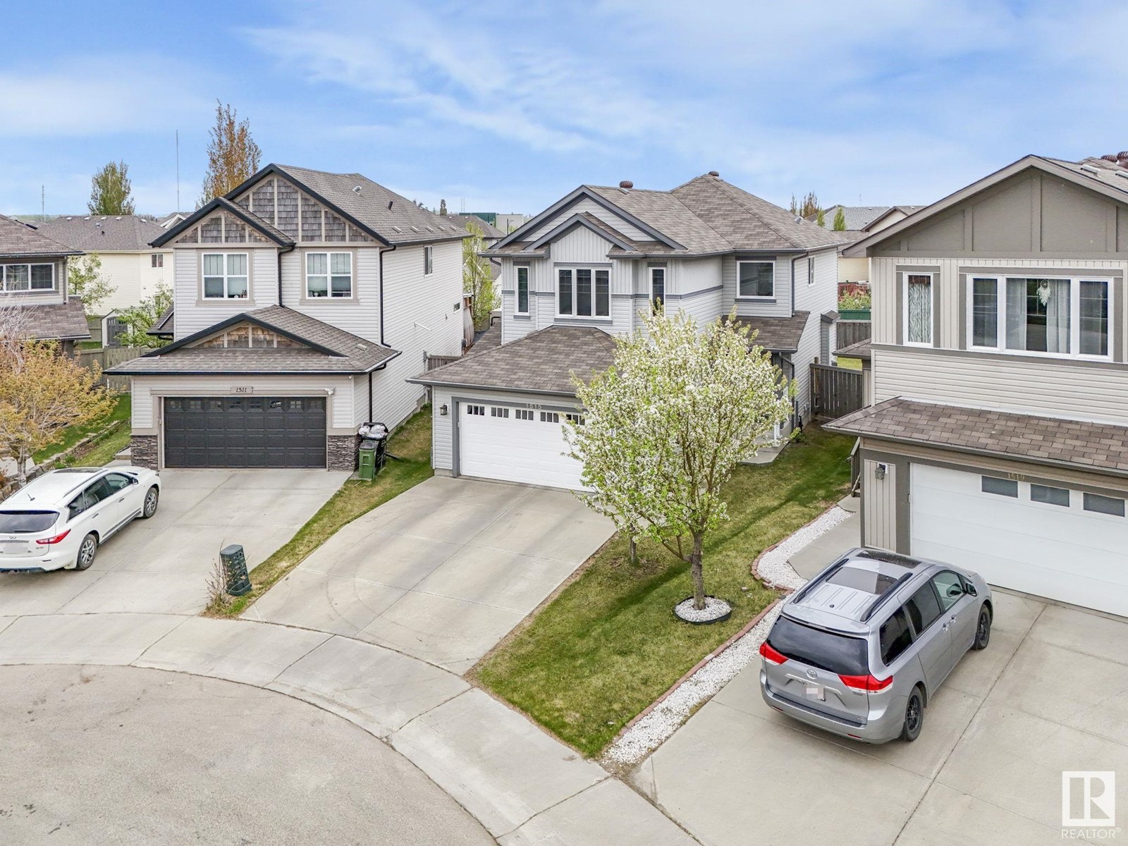 Property at 1515 36 avenue NW image 4