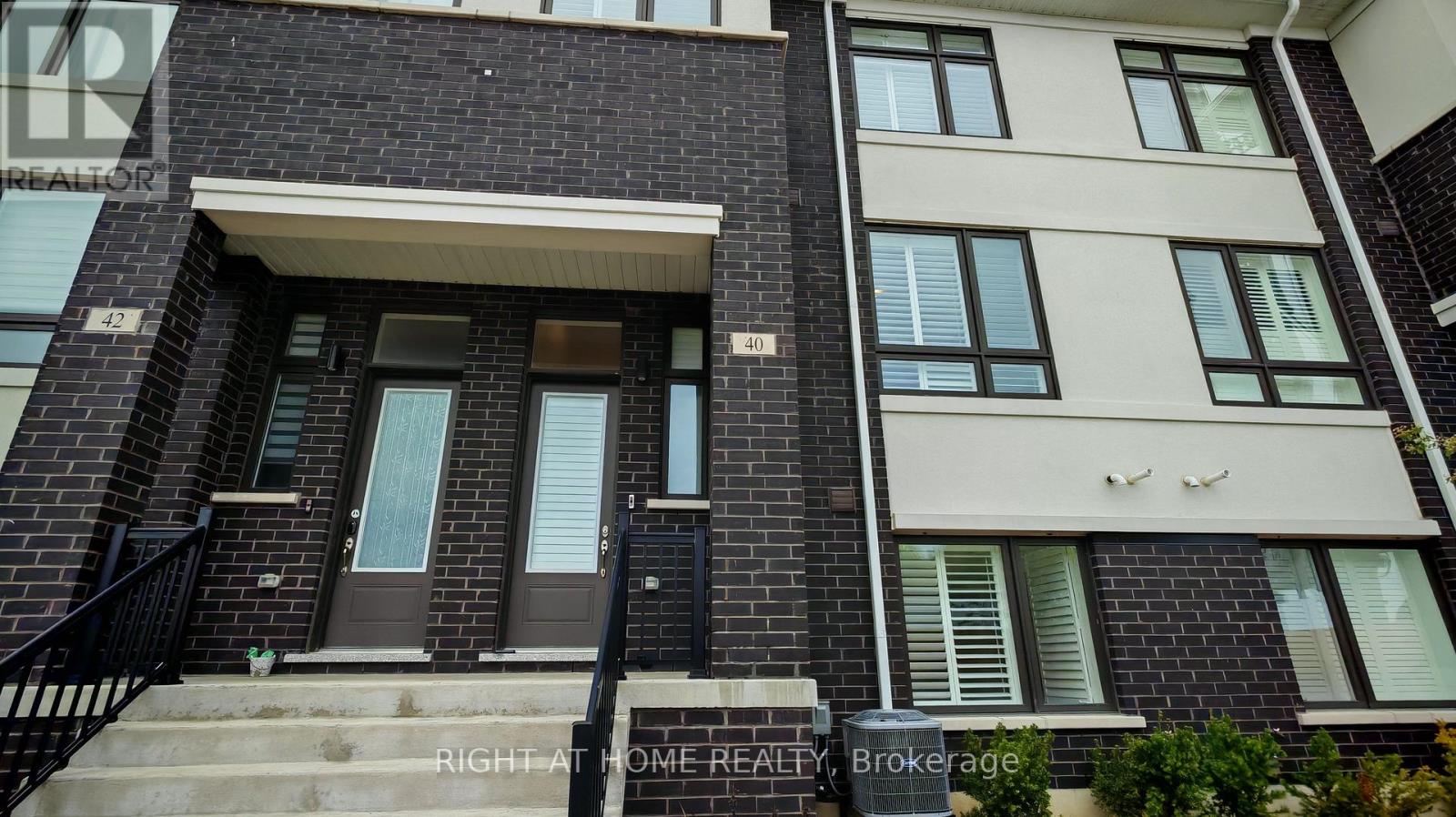 Property at 40 JAMES NOBLE LANE image 1