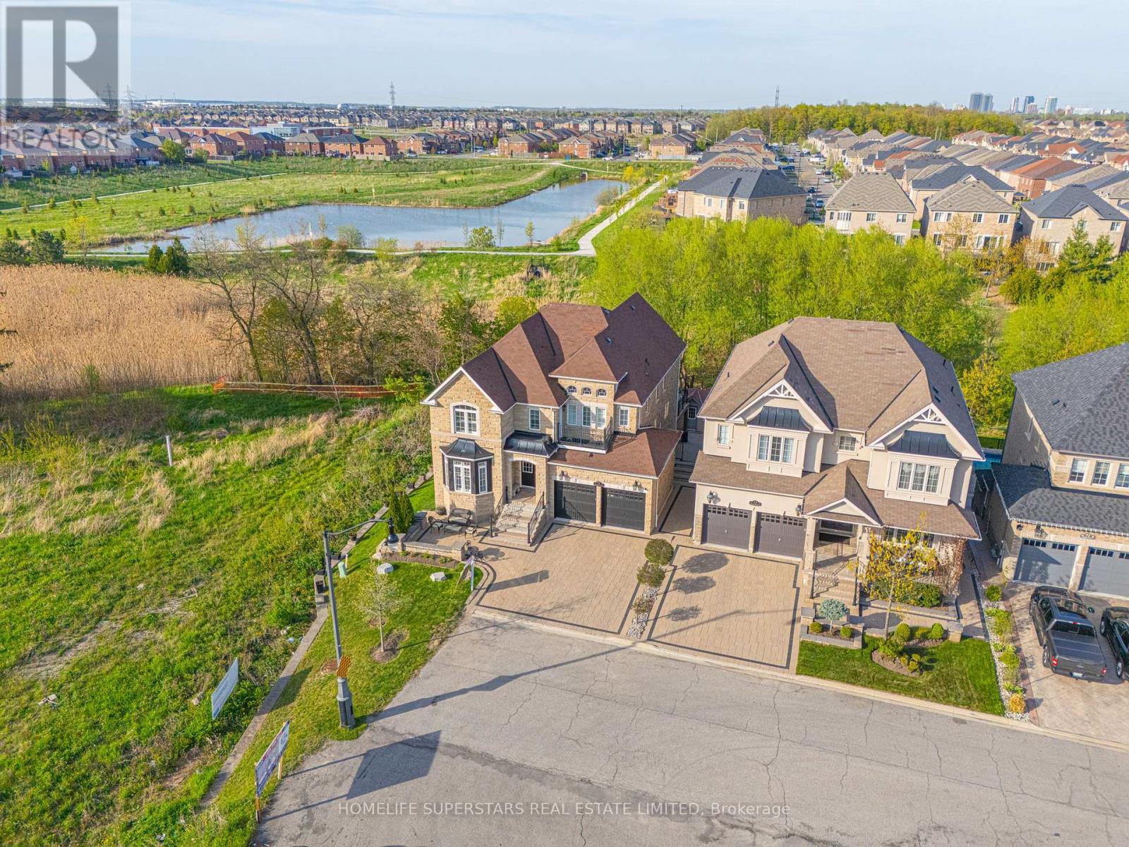 Property at 75 MAYBECK DRIVE image 3