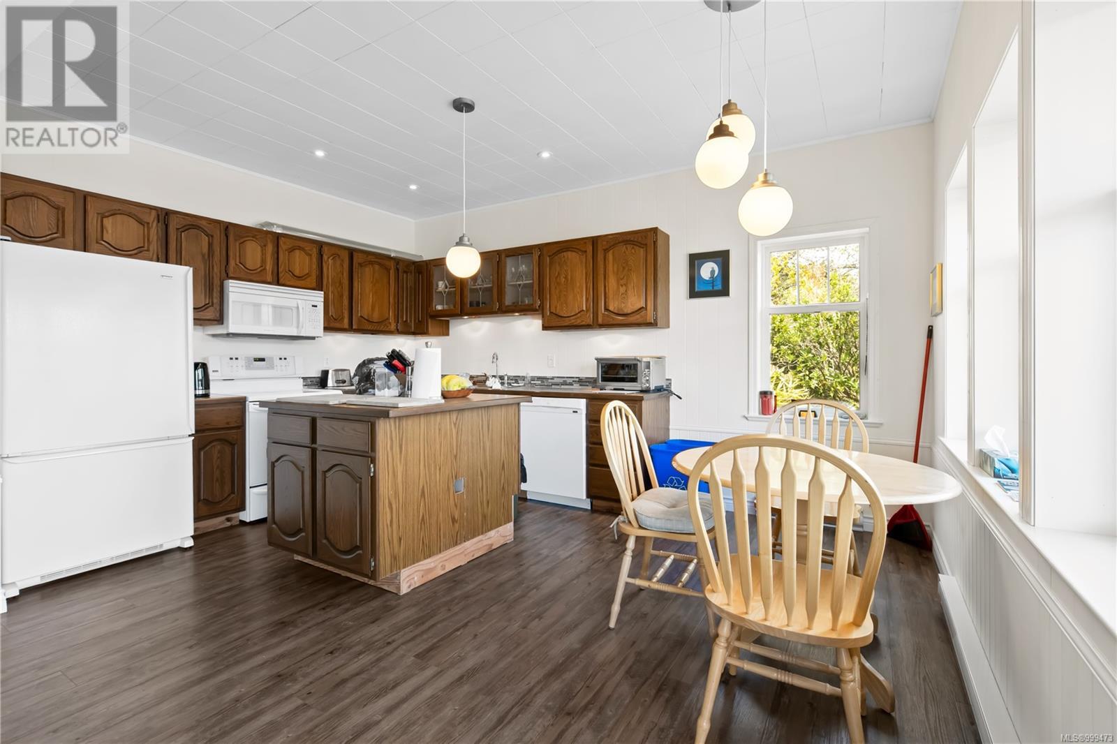 1412 Imperial Lane, Ucluelet, British Columbia  V0R 3A0 - Photo 40 - 999473