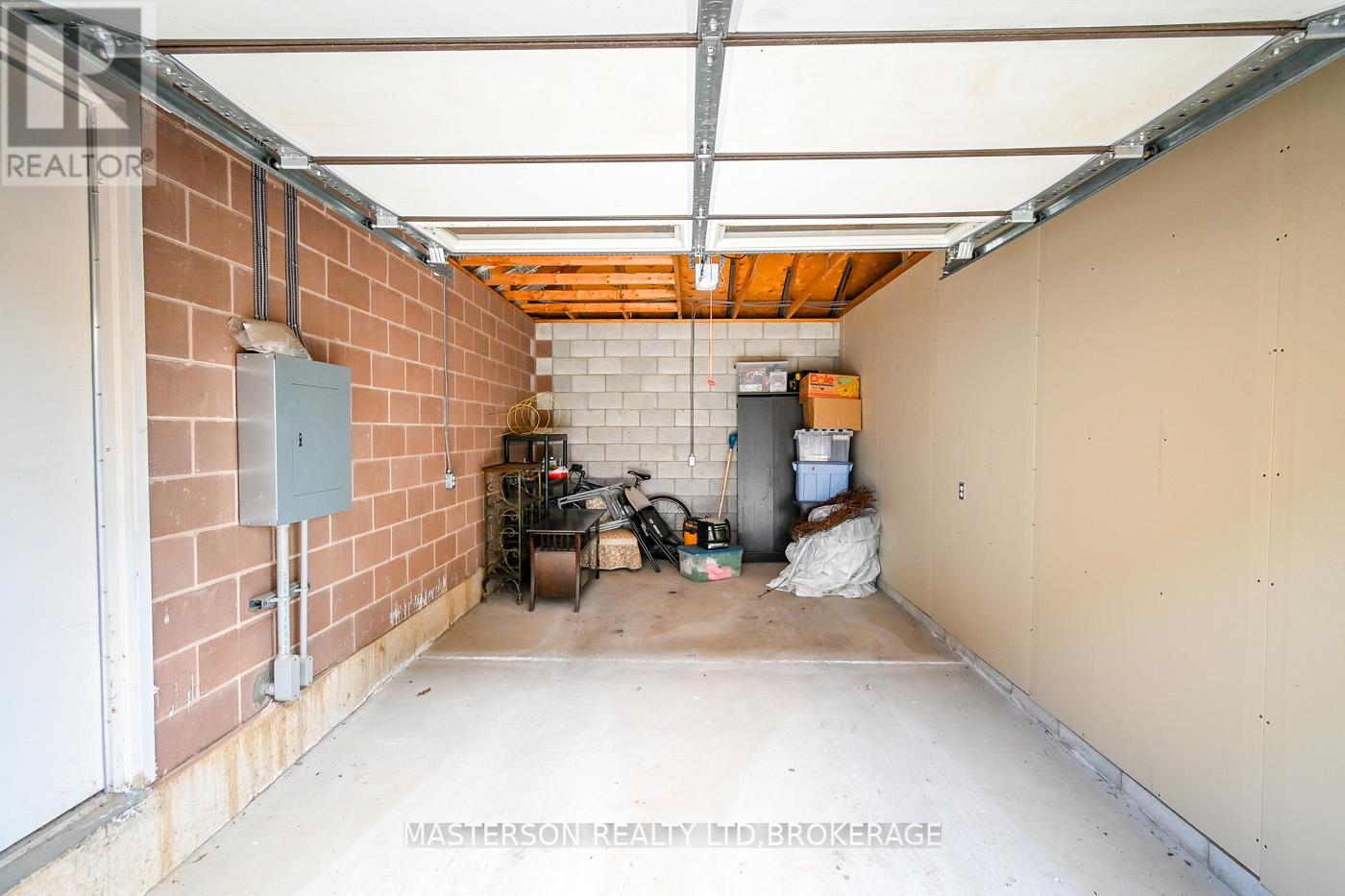 203 - 4644 Pettit Avenue, Niagara Falls (Morrison), Ontario  L2E 6L5 - Photo 7 - X12146287