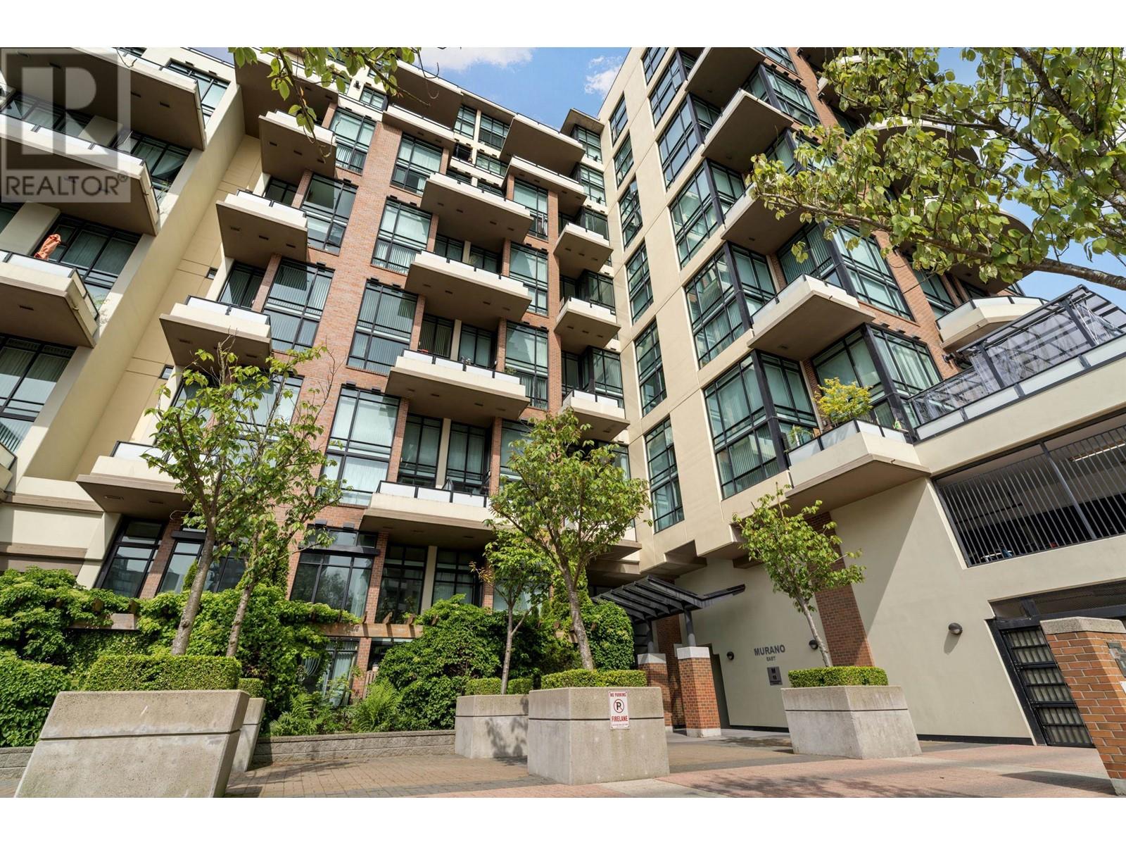 201 10 Renaissance Square, New Westminster, British Columbia  V3M 7B1 - Photo 2 - R3001423