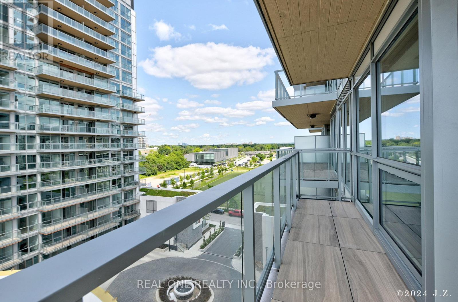 906 - 27 Mcmahon Drive, Toronto, Ontario  M2K 0J2 - Photo 18 - C12146295