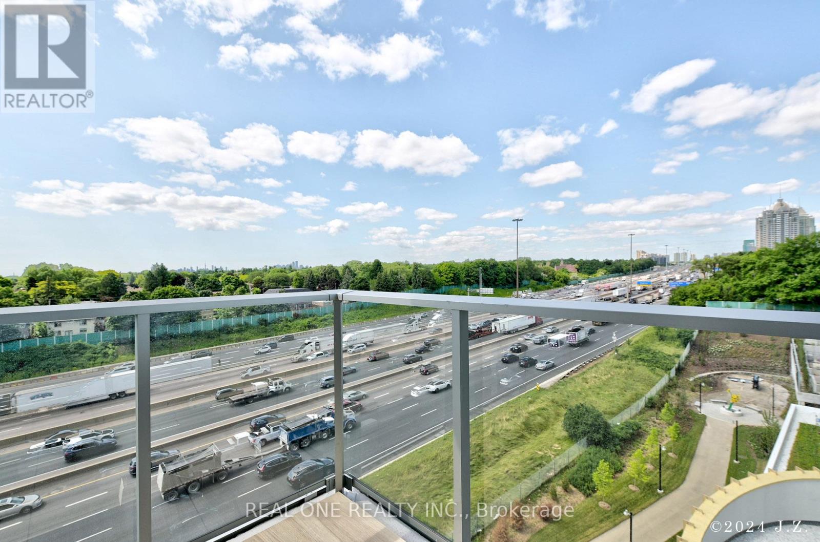 906 - 27 Mcmahon Drive, Toronto, Ontario  M2K 0J2 - Photo 19 - C12146295