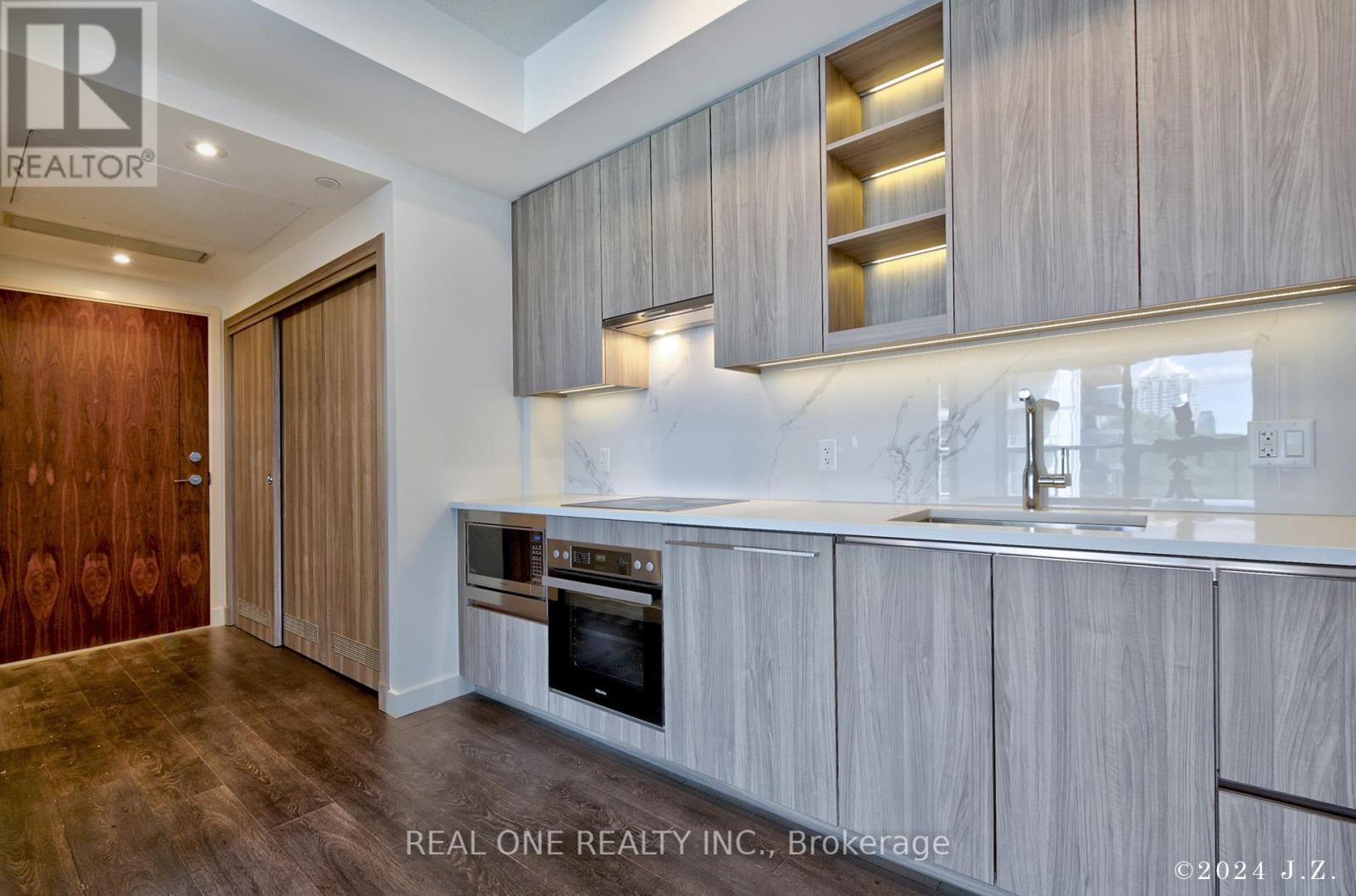 906 - 27 Mcmahon Drive, Toronto, Ontario  M2K 0J2 - Photo 4 - C12146295