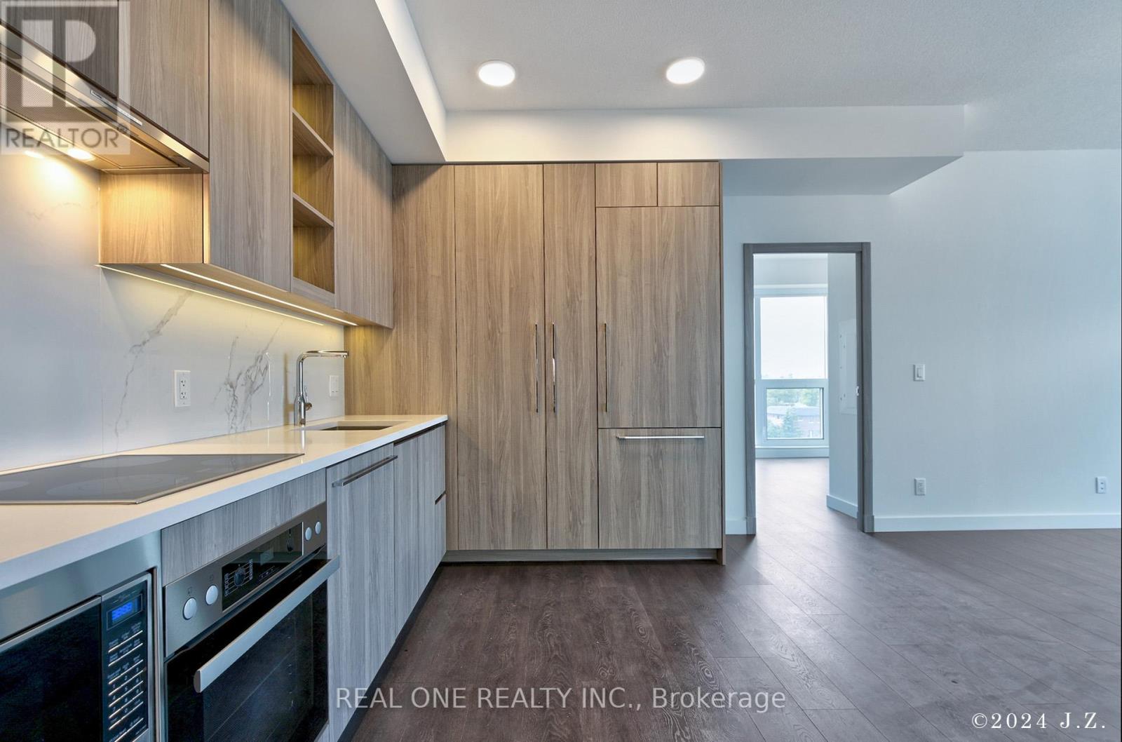 906 - 27 Mcmahon Drive, Toronto, Ontario  M2K 0J2 - Photo 6 - C12146295