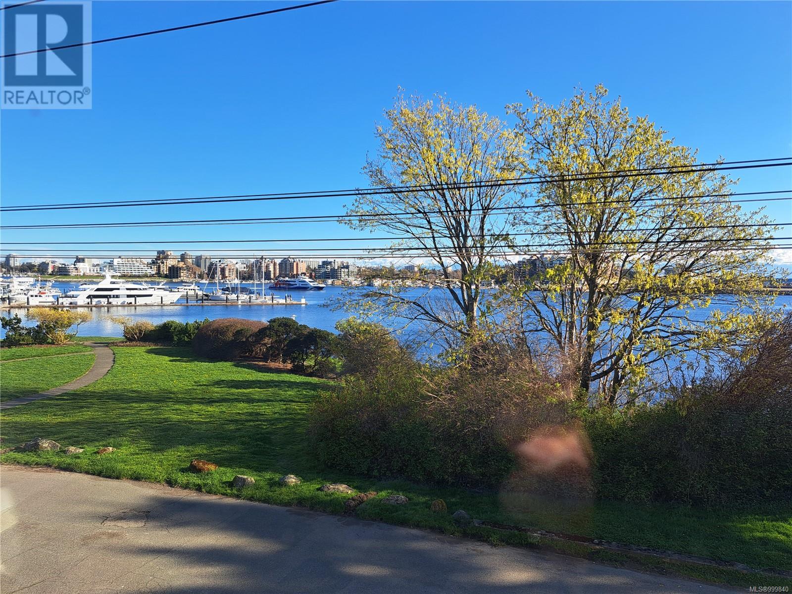 206 Mary St, Victoria, British Columbia  V9A 3V9 - Photo 27 - 999840